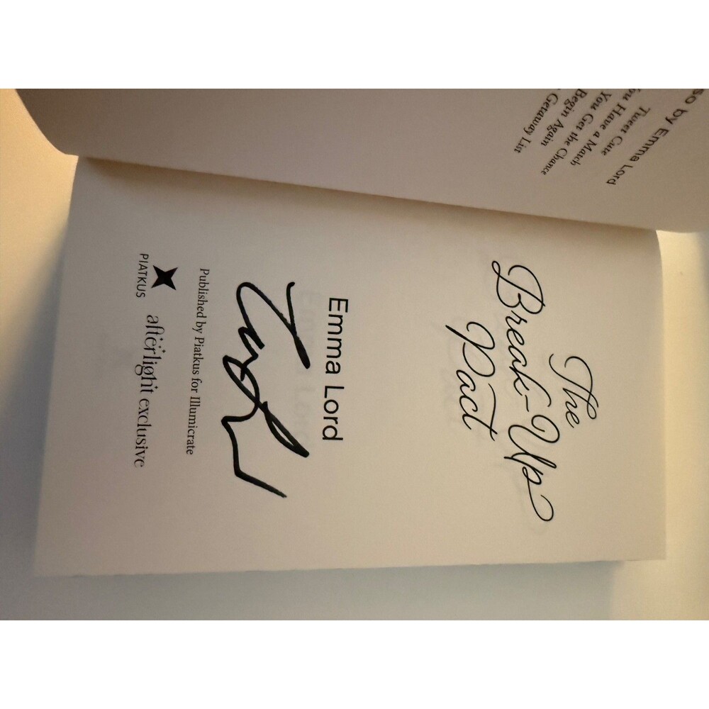 The Break-Up Pact by Emma Lord Afterlight Edition Illumicrate Signed - Picture 13 of 14